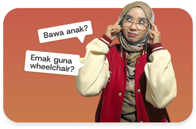 Staf JomJapan berfikir sambil bertanya "Bawa anak?" dan "Emak guna wheelchair?"